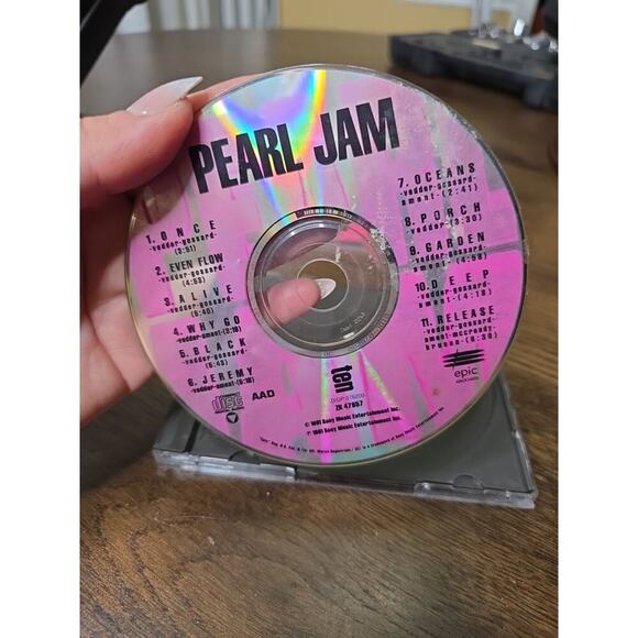 Ten by Pearl Jam (CD, 1991) - Picture 7 of 16
